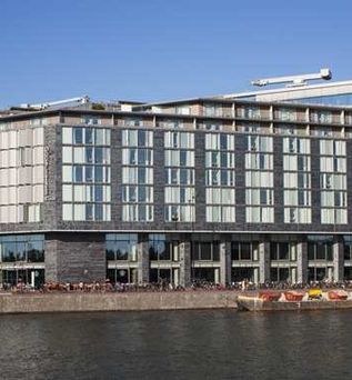 DoubleTree by Hilton Amsterdam Centraal Station