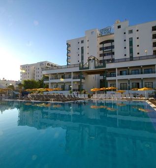 Aparthotel Green Field